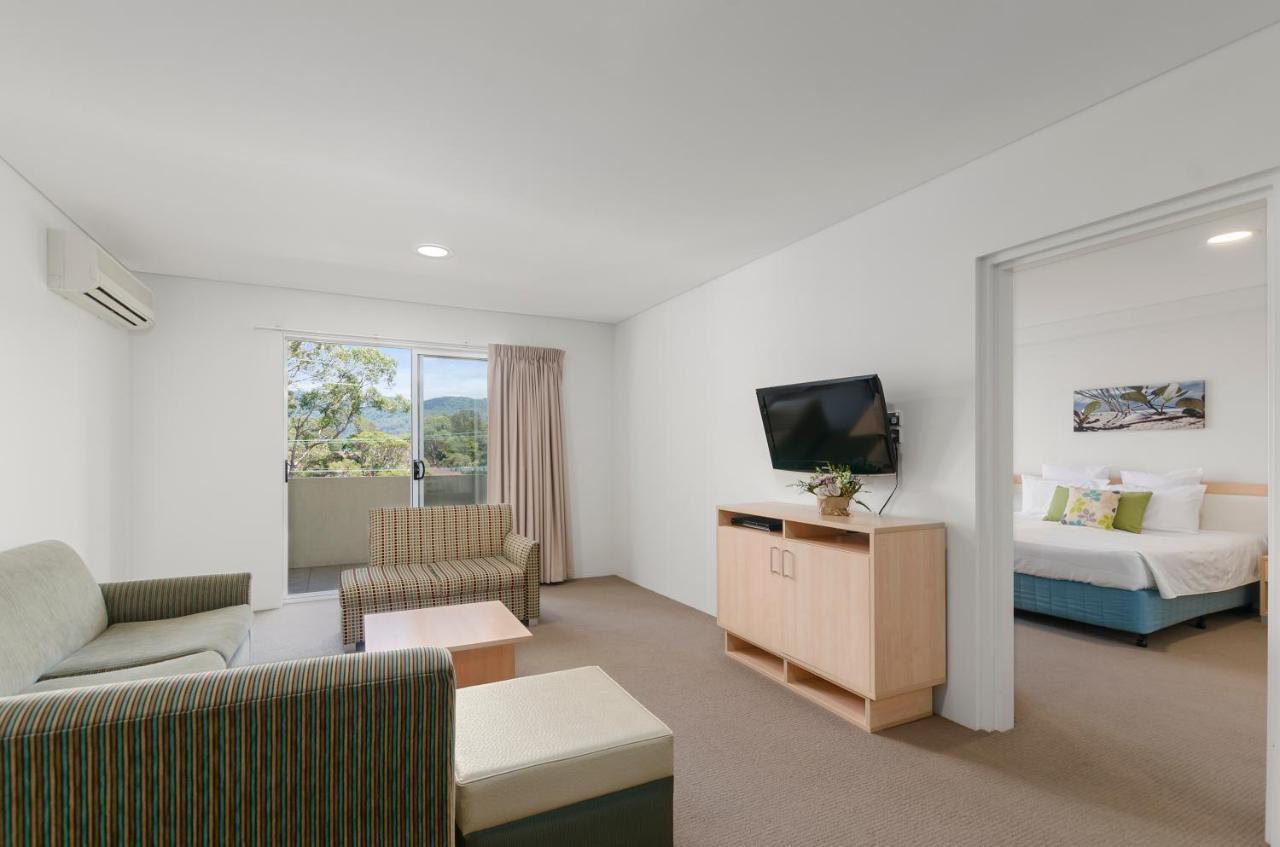 Quality Suites Pioneer Sands Wollongong Bagian luar foto